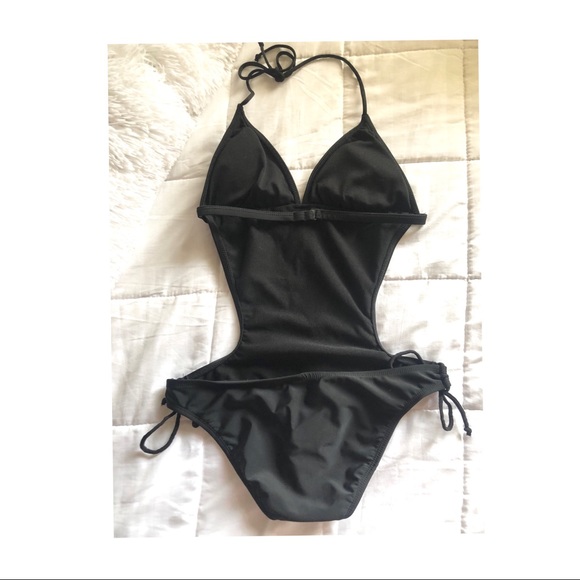 MARKDOWN🌟Dippin’ Daisy’s Black Swimsuit - Picture 2 of 3
